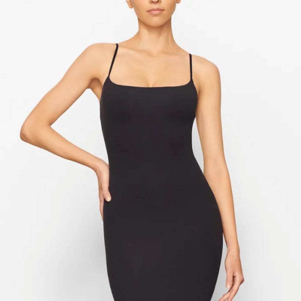 FITS EVERYBODY LONG SLIP DRESS NWT